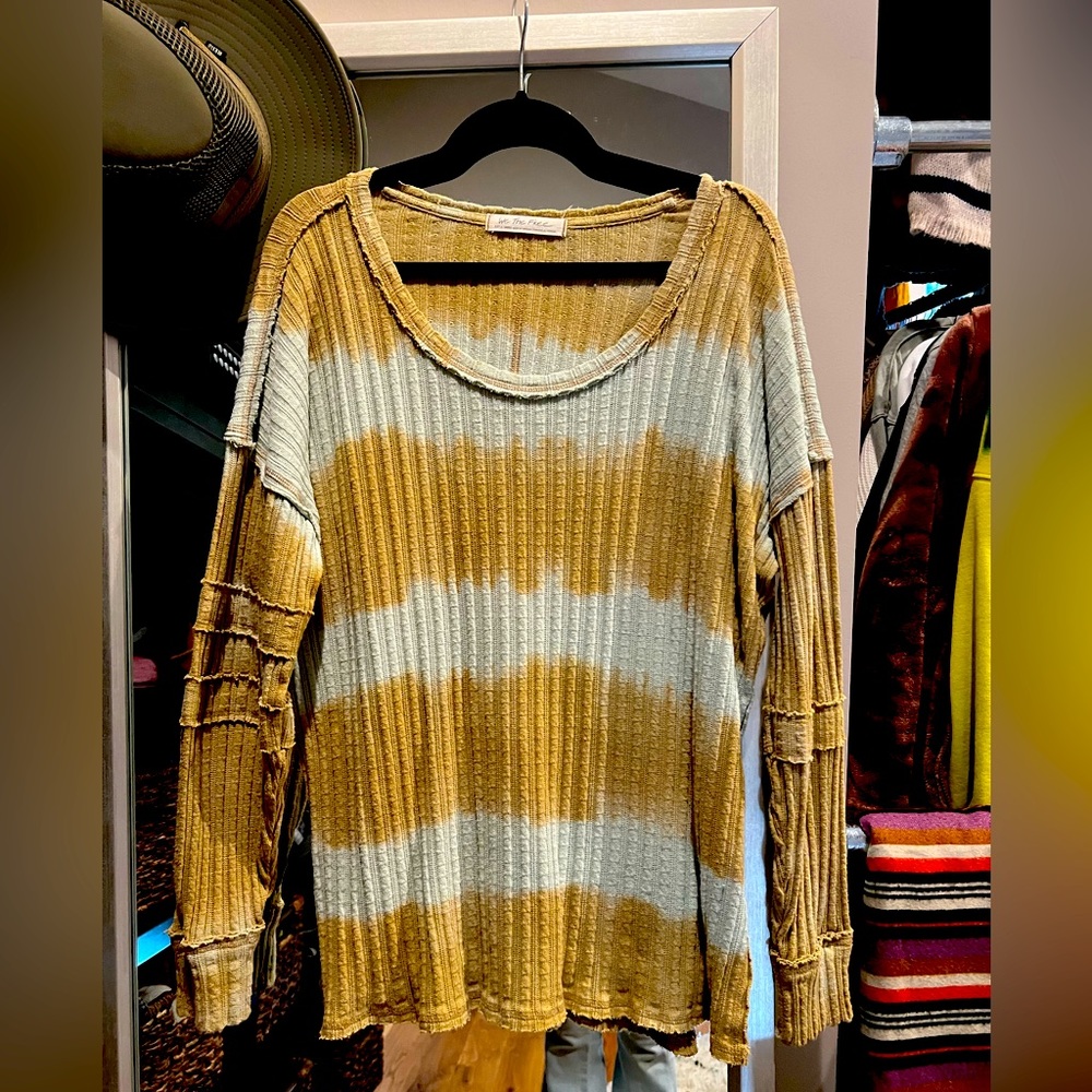Free People Sunset Tee LongSleeves size XSmall Retail $128
